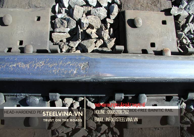thép ray tàu thực tế